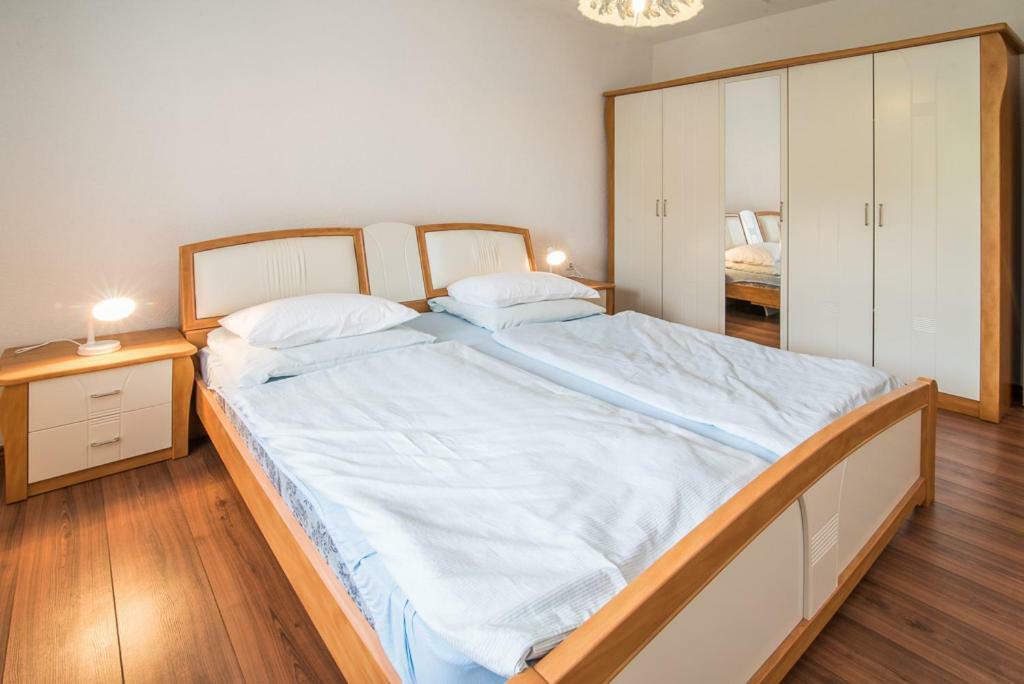 Beljan Apartments Krk Town Dış mekan fotoğraf