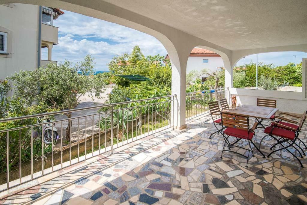 Beljan Apartments Krk Town Dış mekan fotoğraf